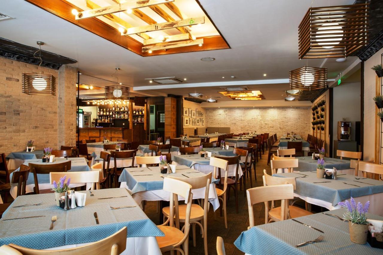 Hotel Casa Karina בנסקו מראה חיצוני תמונה