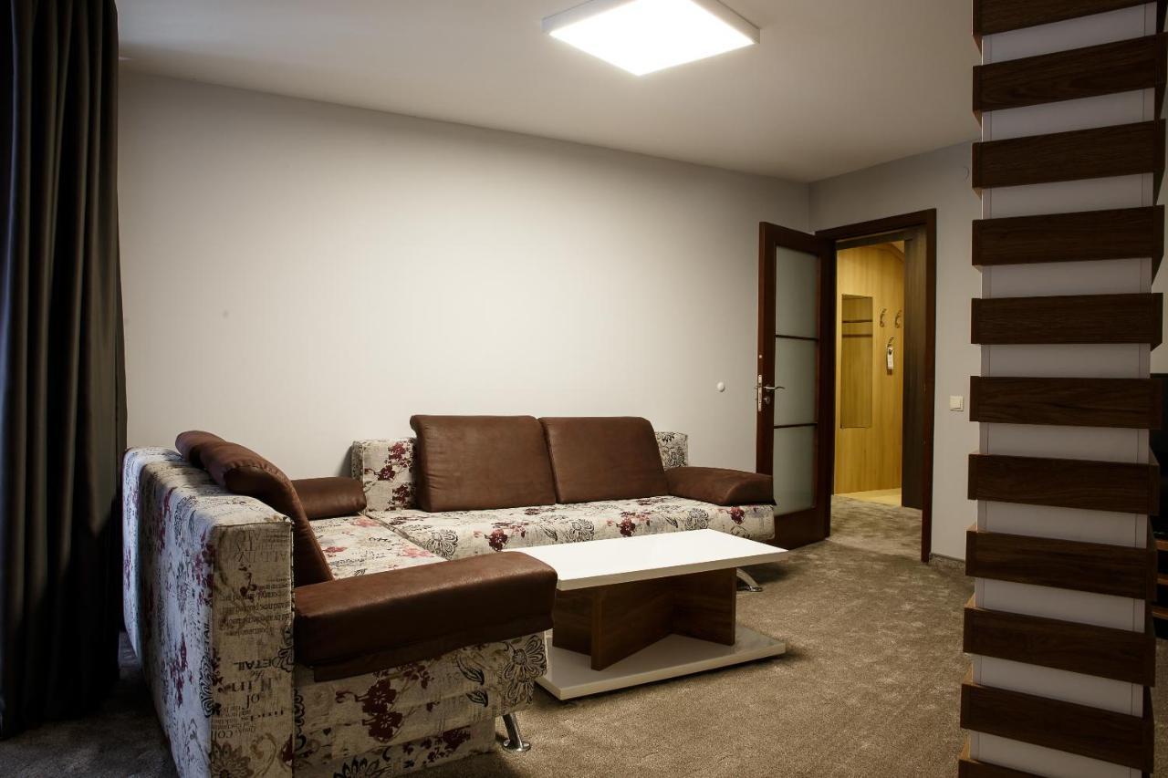 Hotel Casa Karina בנסקו מראה חיצוני תמונה